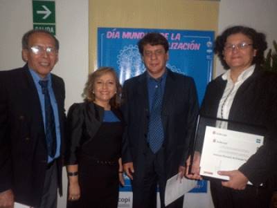 Comit&eacute; T&eacute;cnico de Normalizaci&oacute;n de Alimentos Irradiados del IPEN recibe reconocimiento de Indecopi por sus 15 a&ntilde;os de contribuci&oacute;n al pa&iacute;s
