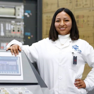 Yaela Beraun Bellido, la primera mujer en operar el reactor nuclear peruano